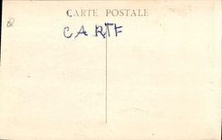 CPA Marseille un coin du vieux port et N D de la Garde bateaux de pecheurs 