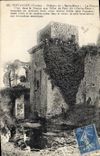 CPA Tiffaugues Vendee chateau de Barbe Bleue le Donjon c'est dans le Donjon que Gilles de Retz dit B
