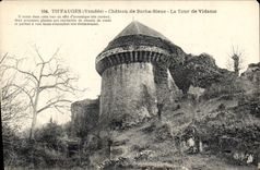 CPA Tiffaugues Vendee chateau de Barbe Bleue La Tour de Vidame il existe dans cette tour un effet d'