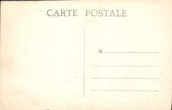 CPA Le Vieux Pouzauges Vendee l'eglise Spultures des grandes familles nobles du pays dont les pierre
