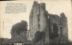 CPA Vendee Saint Fulgent Ruines du chateau du Puy Greffier ce chateau fut habite en 1567 par le Seig