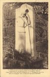 CPA Stele en Pierre blanche representant Minerve au repos s'appuyant sur son glaive 