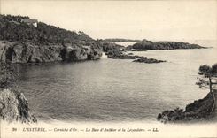 CPA l'Esterel Corniche d'Or La Baie d'Antheor et la Lezardiere 
