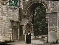 CPA Arles la Chapelle de la tour Alyscamps 