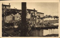 CPA Les Martigues B du R 