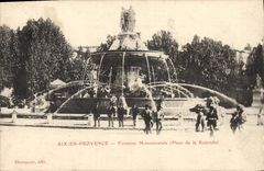 CPA Aix en Provence Fontaine Monumentale Place de la Rotonde 