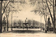 CPA Aix en Provence Sortie du Cours Mirabeau 