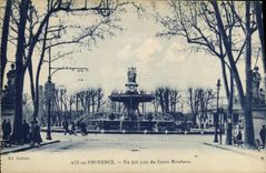 CPA Aix en Provence Un joli coin du Cours Mirabeau 