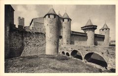 CPA Le Chateau Comtal Carcassonne