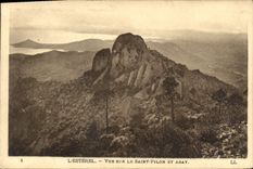 CPA L'Esterel Vue sur le Saint Pilon et Agay 