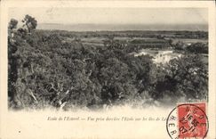 CPA Ecole de L'Esterel Vue prise derriere l'Ecole sur les iles de Lerins 