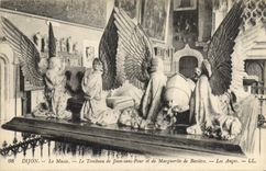 CPA Dijon Le Musee Le Tombeau de Jean sans Peur et de Marguerile de Baviere Les Anges 