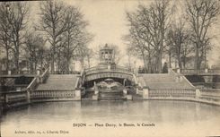 CPA Dijon Place Darcy le Bassin la Cascade 