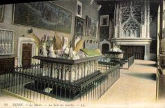 CPA Dijon Le Musee La Salle des Gardes 