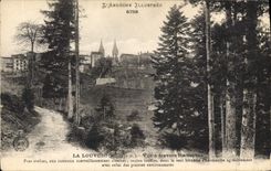 CPA La Louvesc Vue a Travers les Sapins 