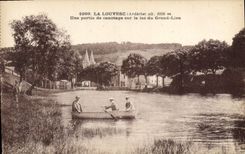 CPA La Louvesc Ardeche Une Partie de Canotage sur le lac du Grand Lien 