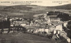 CPA La Louvesc vue generale prise du Mont Besset La Montee de la Fontaine Saint Regis 