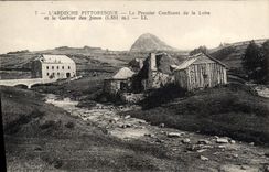 CPA L'Ardeche Pittoresque Le Premier confluent de la Loire et le Gerbier des Joncs (1551 m)