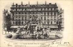 CPA Lyon Fontaine Bartholdi (Place des Terreaux)