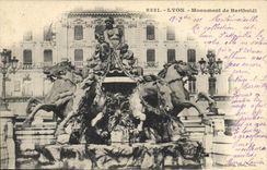 CPA Lyon Monument de Bartholdi