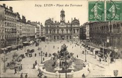 CPA Lyon Place des Terreaux
