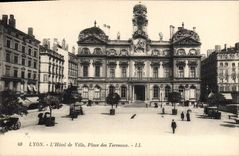 CPA Lyon L'Hotel de Ville Place des Terreaux