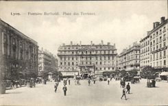 CPA Lyon Fontaine Bartholdi Place des Terreaux