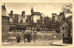 CPA Paris en flanant Le Musee de Cluny