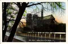 CPA Paris Notre Dame et les Quais