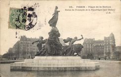 CPA Paris Place de la Nation Statue du Triomphe de la Republique (par Dalon)