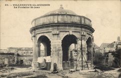 CPA Villeneuve les Avignon La Fontaine St Jean