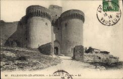 CPA Villeneuve les Avignon Le Chateau L'Entree