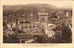 CPA Villeneuve les Avignon Vue Panoramique L'eglise et la vallee du Rhone