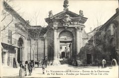 CPA Villeneuve les Avignon Entree de la Chartreuse du Val Benite