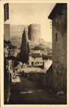 CPA Villeneuve les Avignon (Gard) Une Vieille Rue dominee par le Fort St Andre