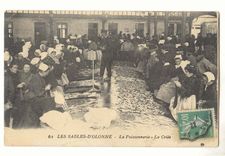 Les Sables d'olonne CPA La poissonnerie La criee TOP
