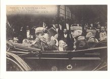 Visite de S M Alphonse XIII a Paris CPA Le Roi Le President Les Generaux Dubois et Debatisse