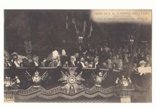 Visite de S M Alphonse XIII a Paris CPA Vincennes Dans la tribune presidentielle