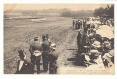 Visite de S M Alphonse XIII a Paris CPA Revue de Vincennes Le defile des troupes