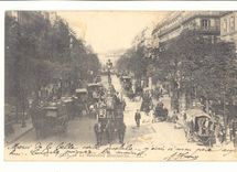 Paris (9eme) CPA Le boulevard Montmartre (tres animee)