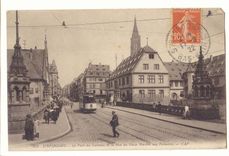 Strasbourg CPA Le pont du Corbeau et la rue du Vieux Marche aux poissons