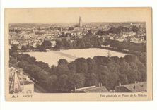 Niort CPA Vue generale et place de la Breche