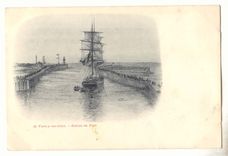 St Valery en Caux CPA entree du port (bateau ship)