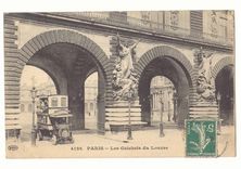 Paris (1er) CPA Les guichets du Louvre