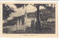 Lourdes CPA La basilique