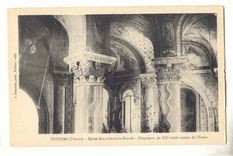 Poitiers CPA Eglise Notre Dame la Grande Chapiteaux du 1eeme siecle autour du choeur