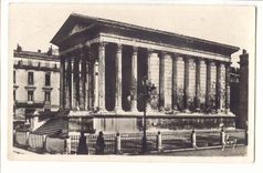 Nimes CPM La maison carree