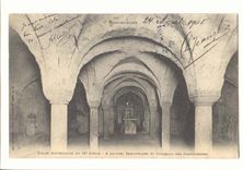 CPA Eglise souterraine du 9eme A gauche sarcophages et tombeaux des chanoinesses