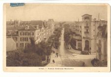 Vittel CPA Avenue Ambroise Bouloumie